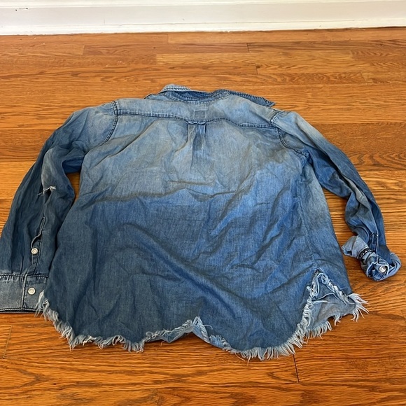 NSF Women’s Blue Button Down Size P - Picture 3 of 3